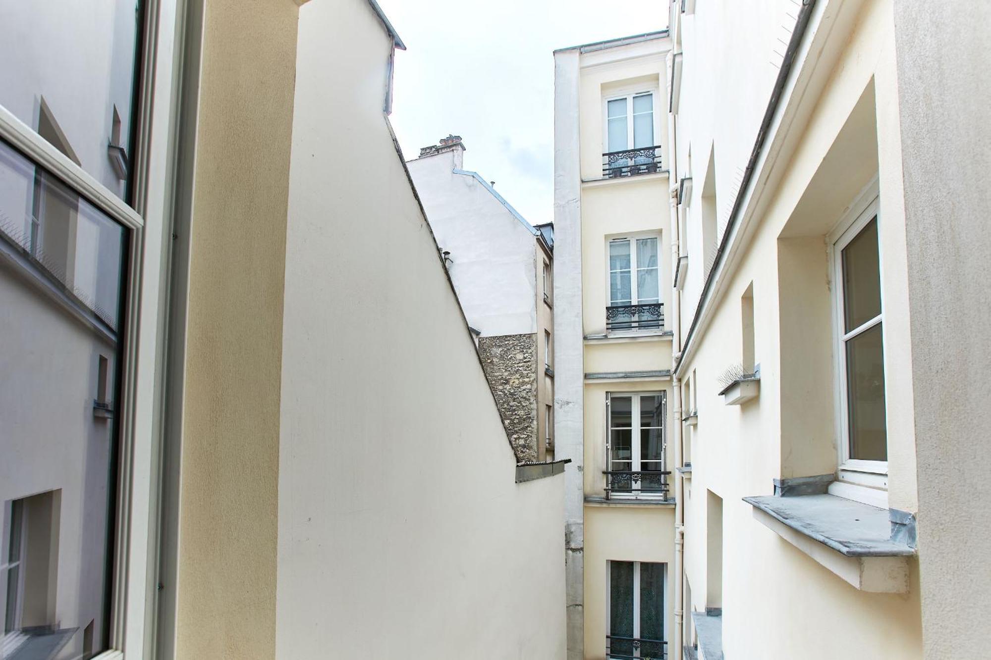 Montmartre & Rue Durantin - 1Br - Cityapartmentstay Париж Экстерьер фото